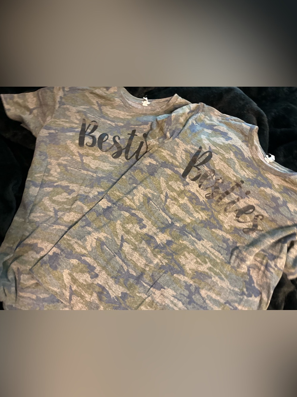 2 "BESTIES" CAMO TEE SHIRTS WOMENS LARGE